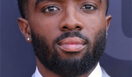 Калеб Маклафлин