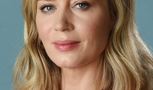 Эмили Блант